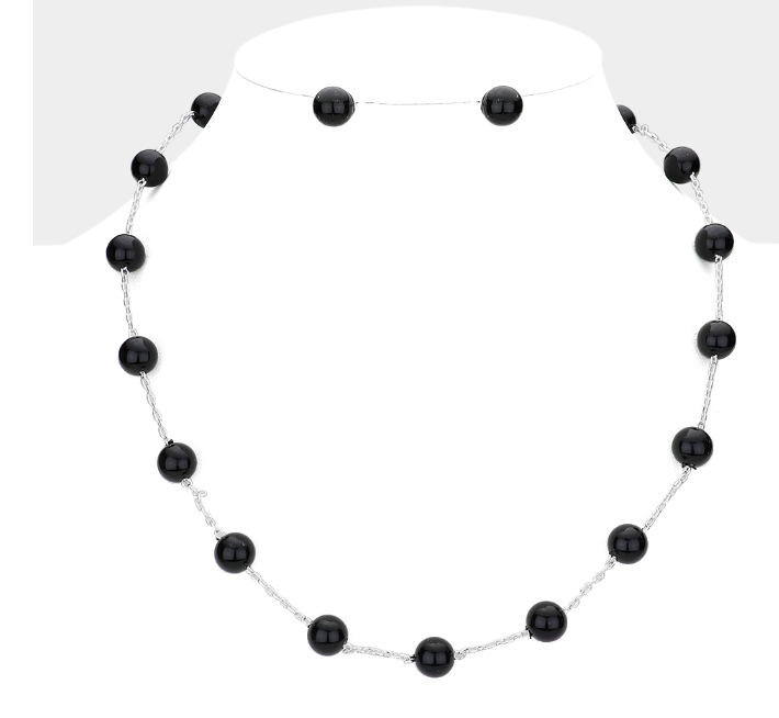 Take Me Back Pearl Necklace