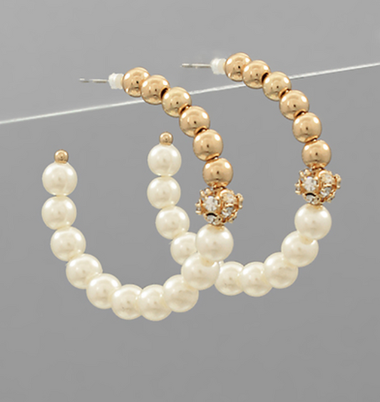 Elegant Gold and Pearl Earrings